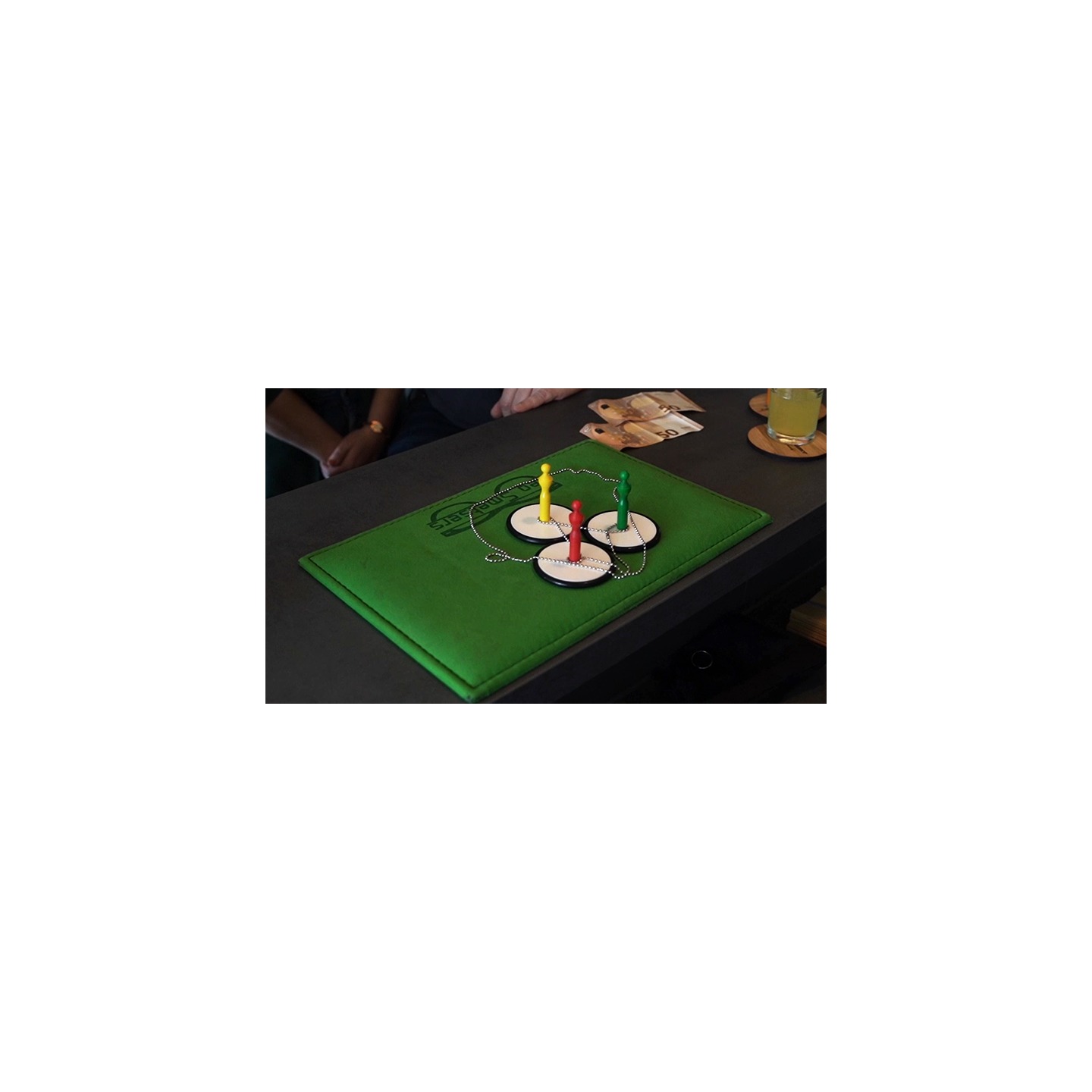 Double Down (Gimmicks and Online Instructions) by Leo Smetsers