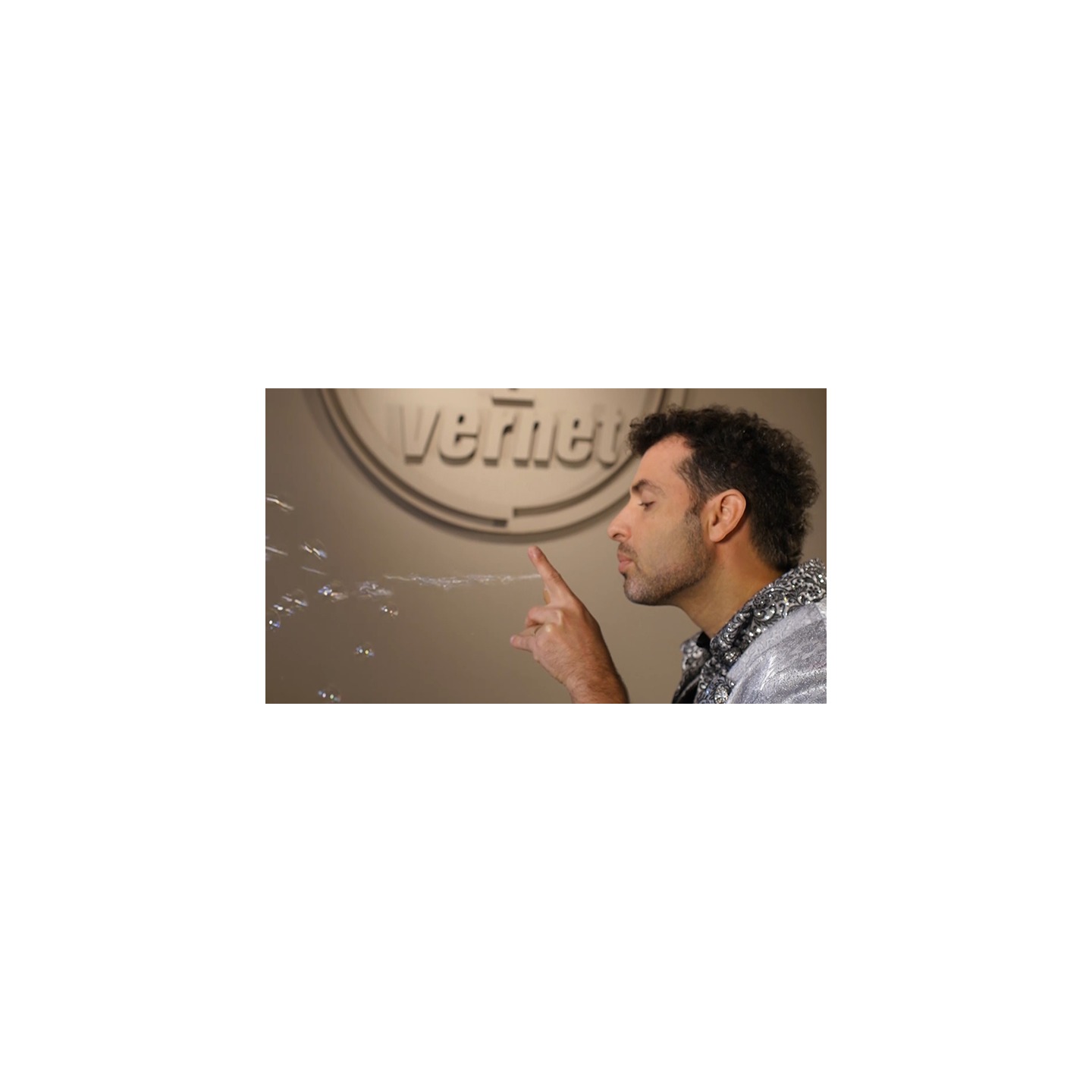 Bubbly (Gimmicks and Online Instructions) by Sonny Fontana