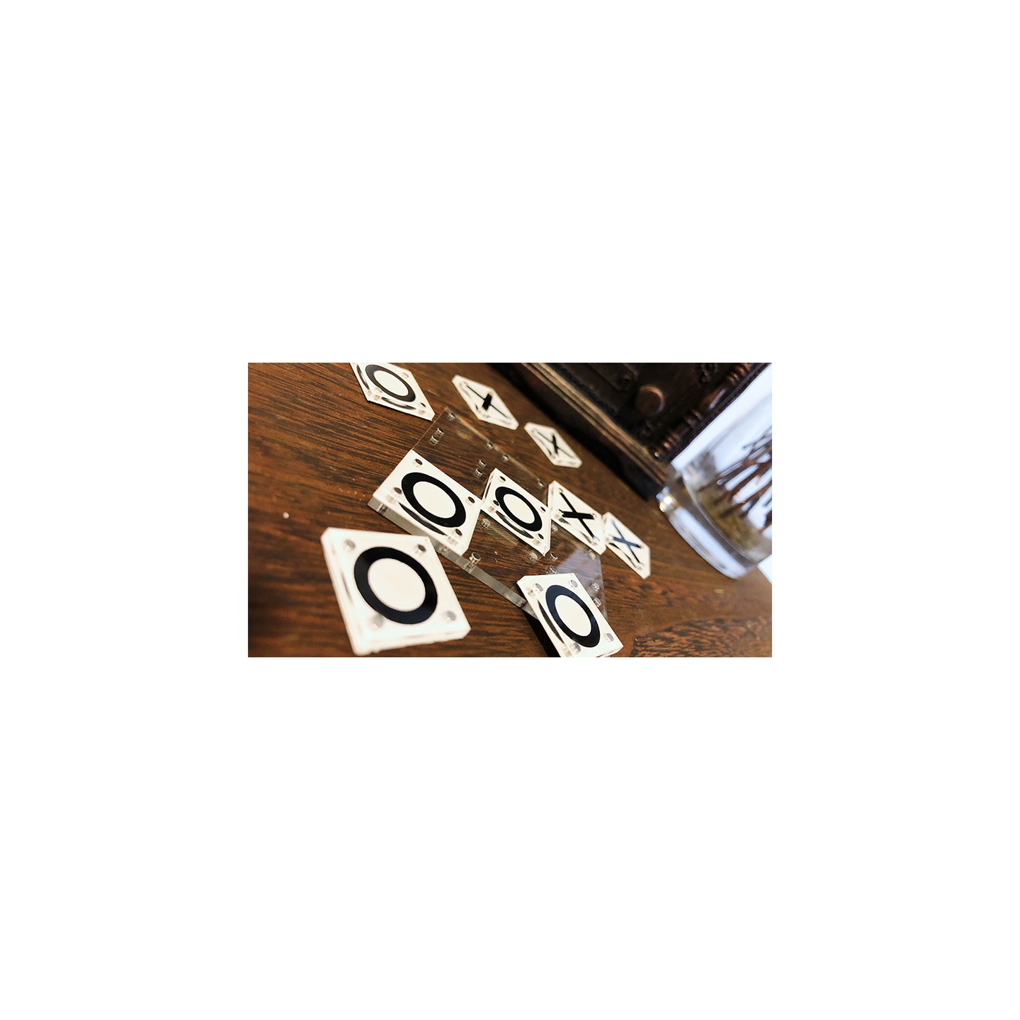 Tic Tac Toe Mini (Gimmick and Online Instructions) by Bond Lee and Kai-Fu Wang