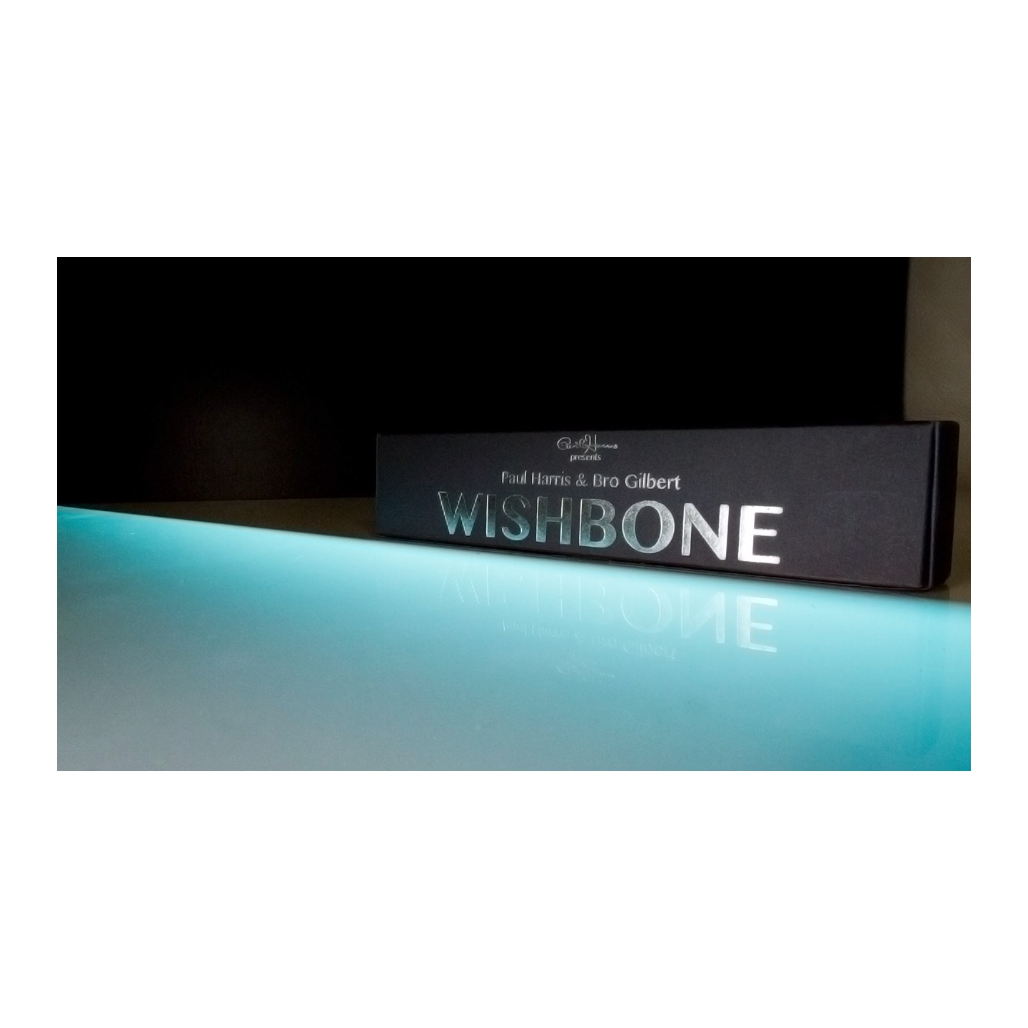 Paul Harris Presents Wishbone by Paul Harris and Bro Gilbert