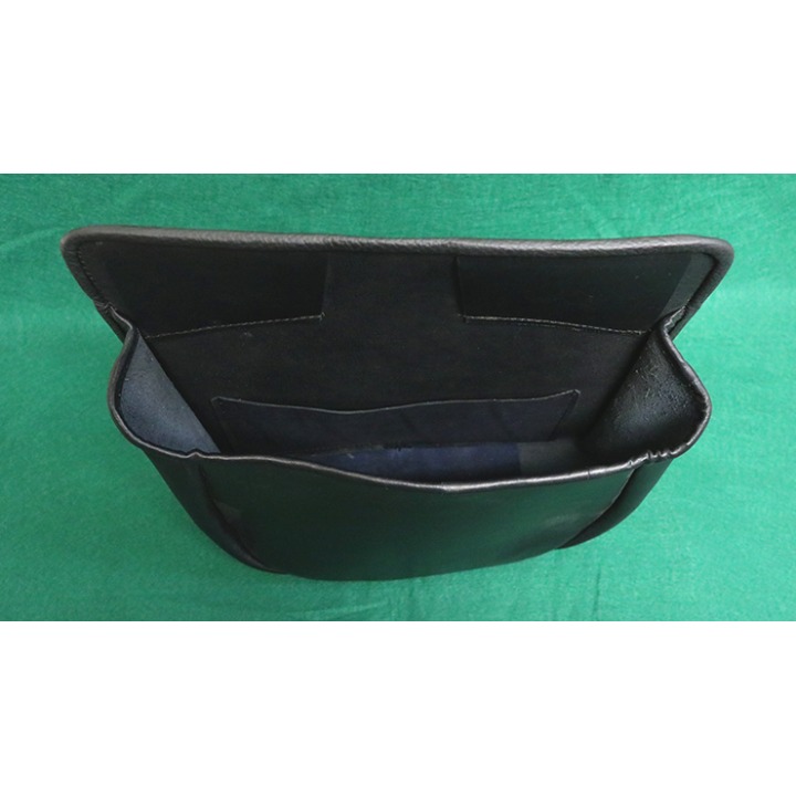PARLOR POUCH by The Ambitious Card