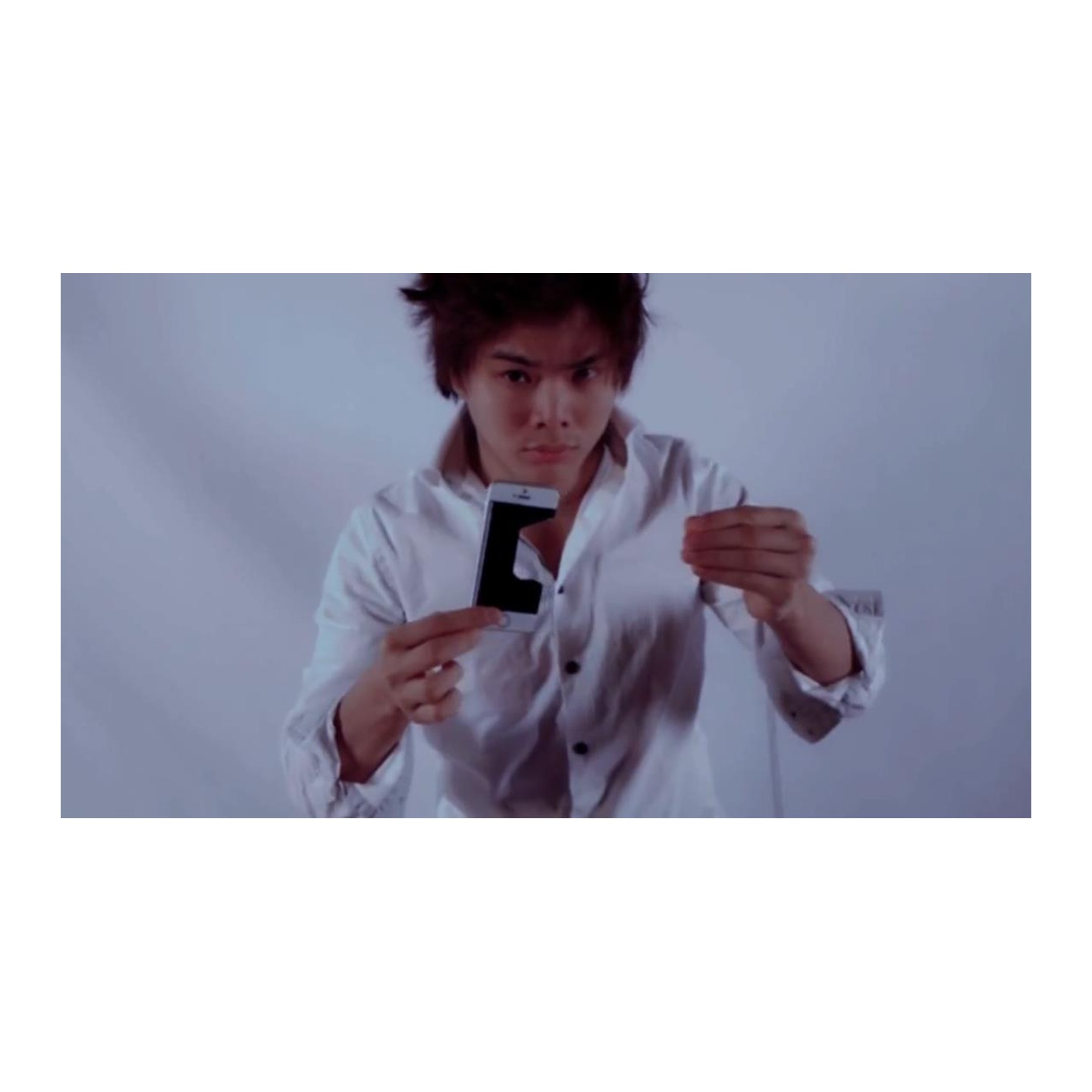 iConic (Gold Edition) by Shin Lim