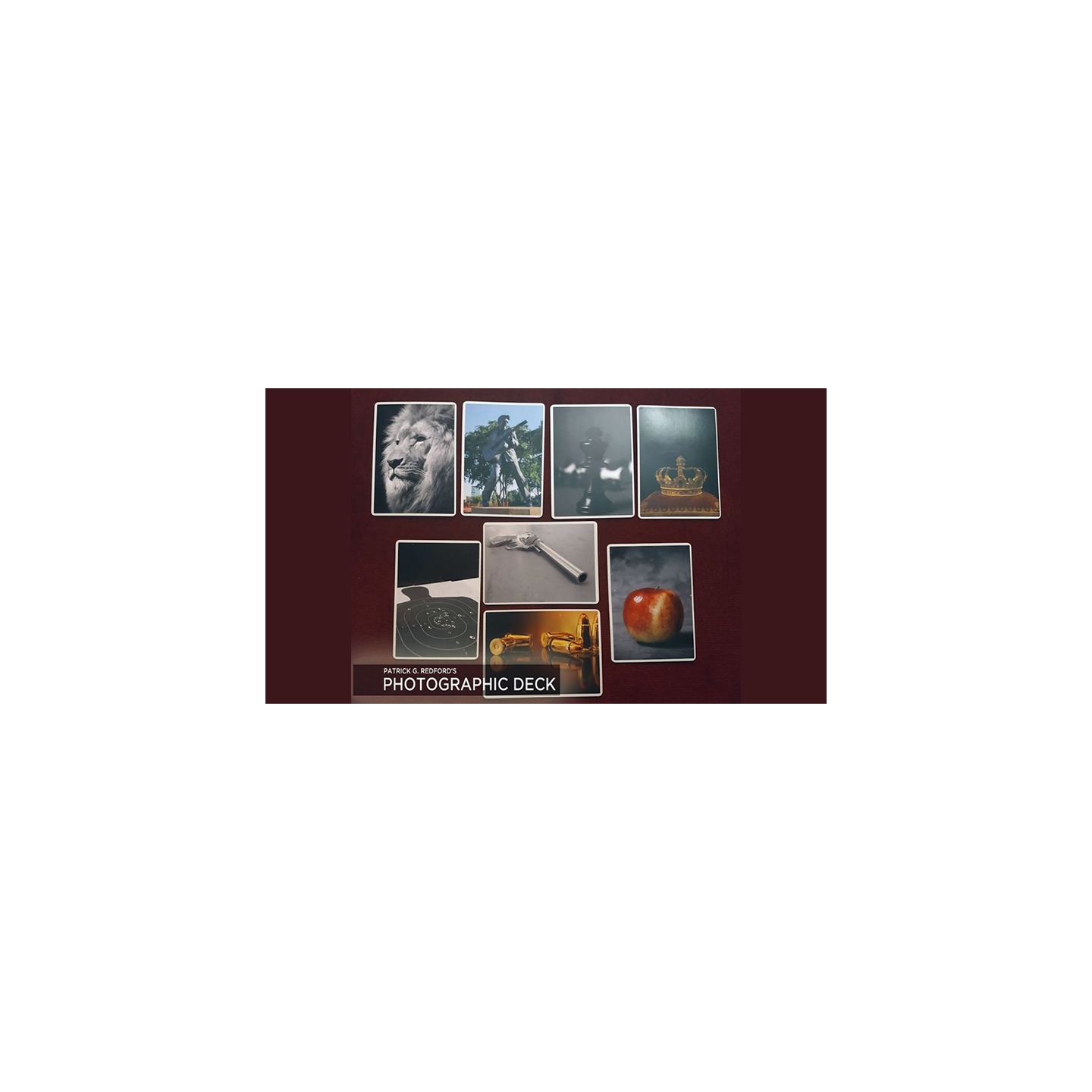 Photographic Deck Project Set (Gimmicks and Online Instructions) by Patrick Redford
