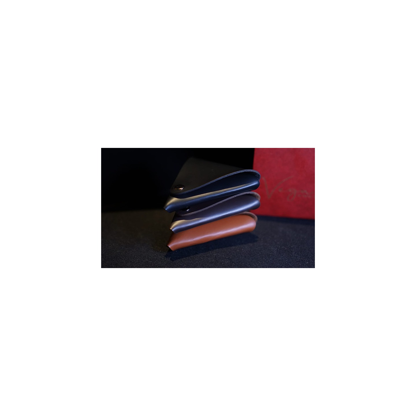 Vega BLACK (Gimmicks and Online Instruction) by Handy Altan & Agus Tjiu