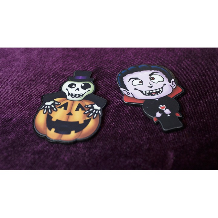 Halloween Exchange (Close Up) by Luis Zavaleta & Nox