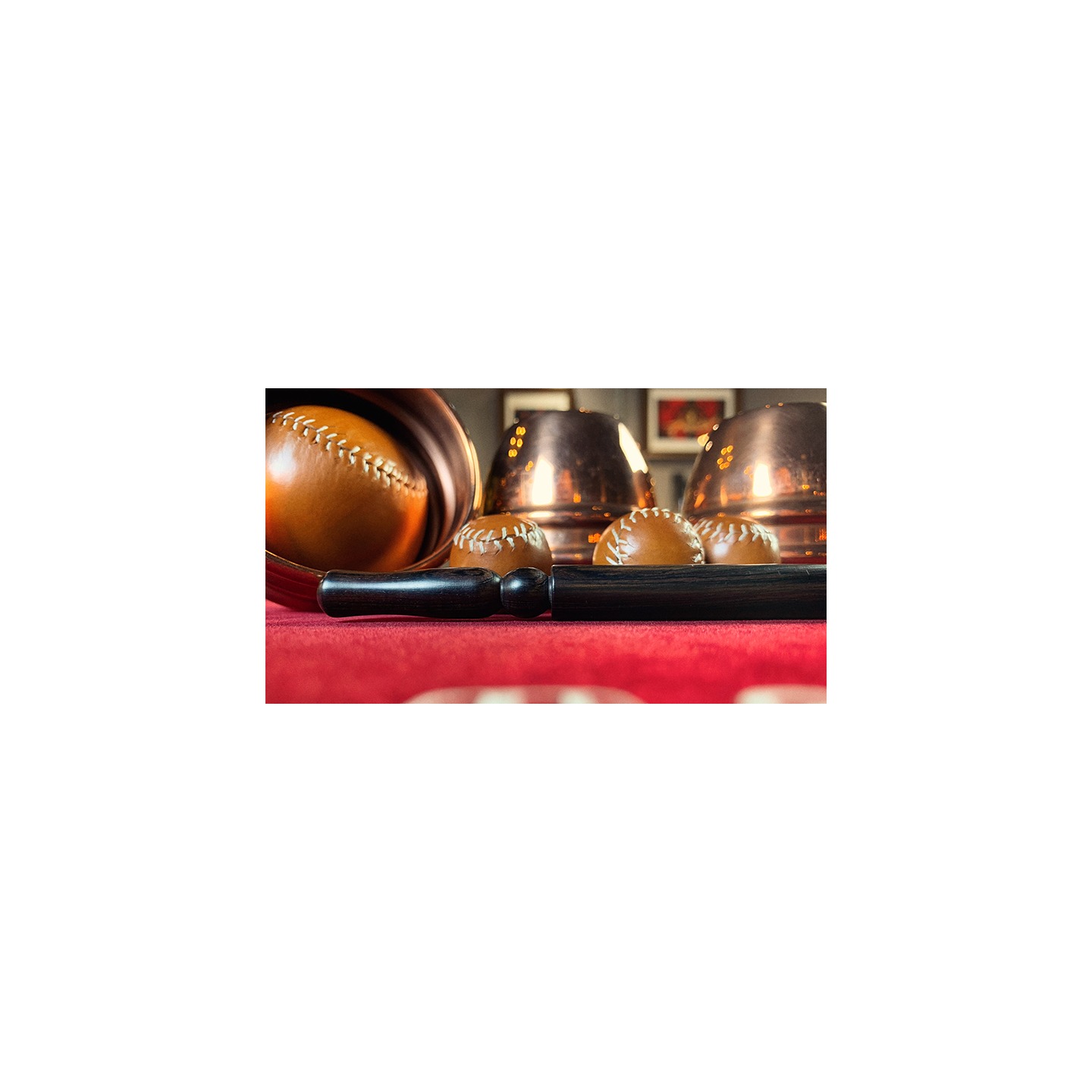 Wooden wand PRO (Standard Black) by Harry He & Bacon Magic