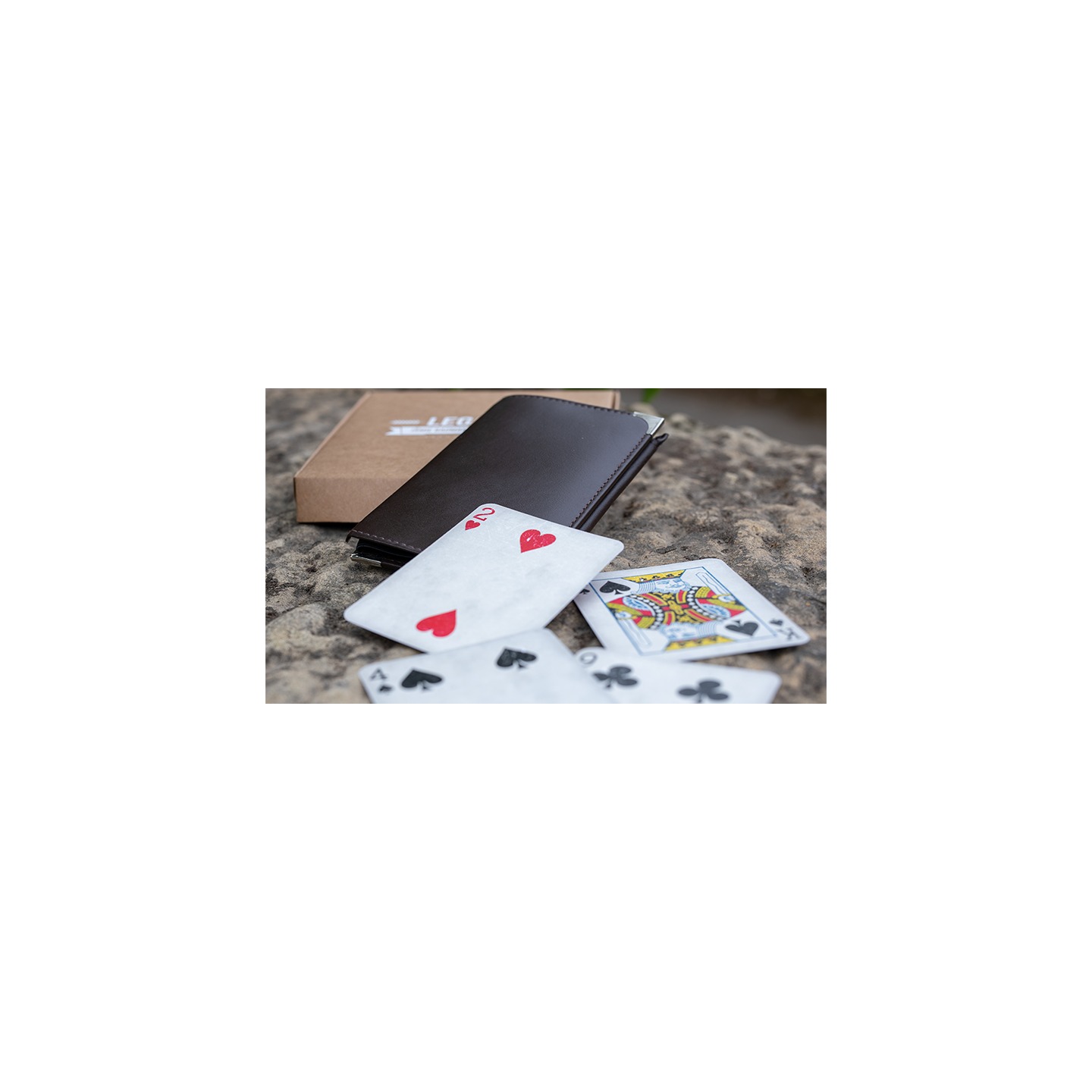 Legacy V2 (Gimmicks, Book and Online Instructions) by Jamie Badman and Colin Miller