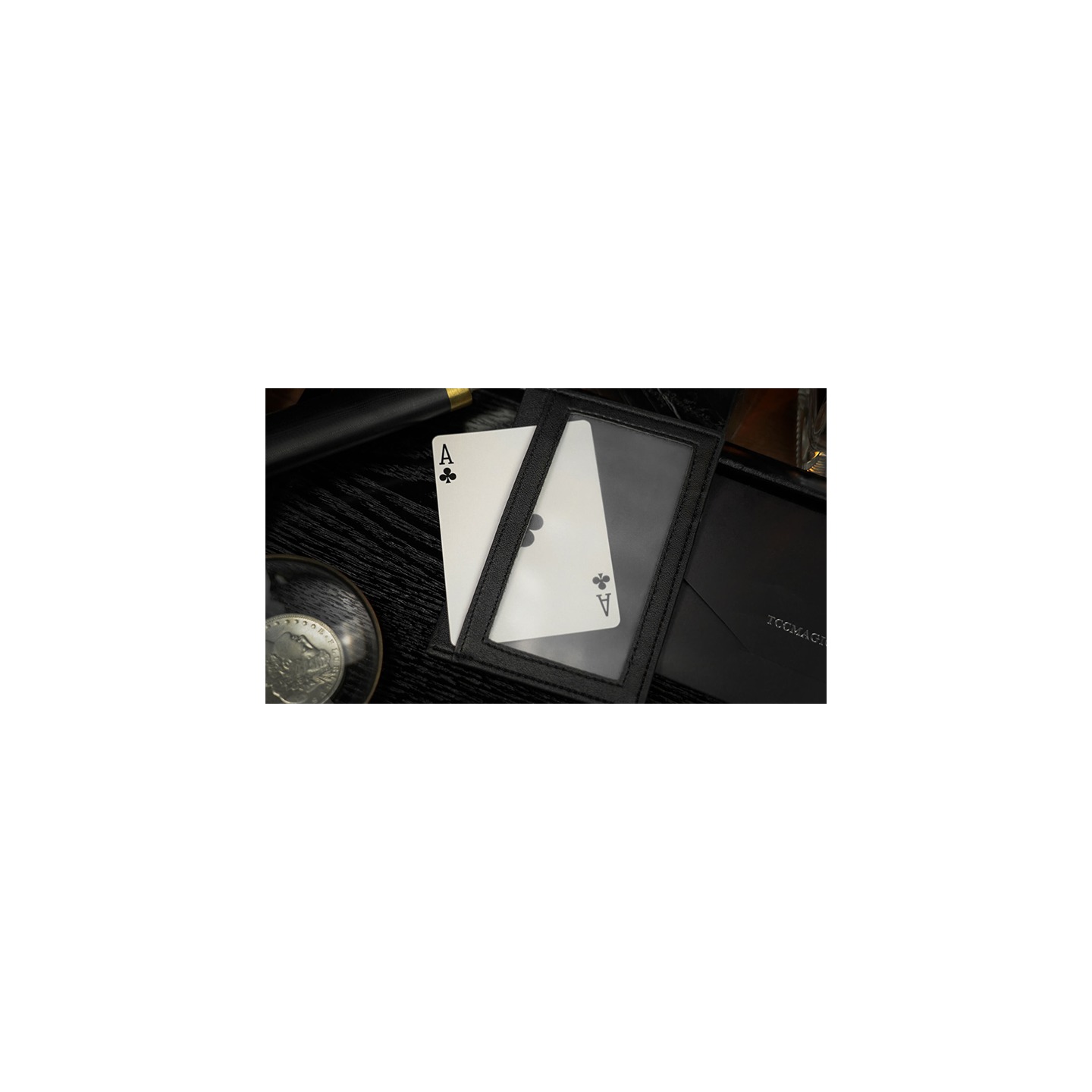 MAGIC WALLET UNIVERSE PEEK by TCC