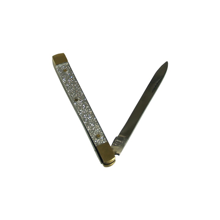 Color Changing Knives by Twin Cities Magic
