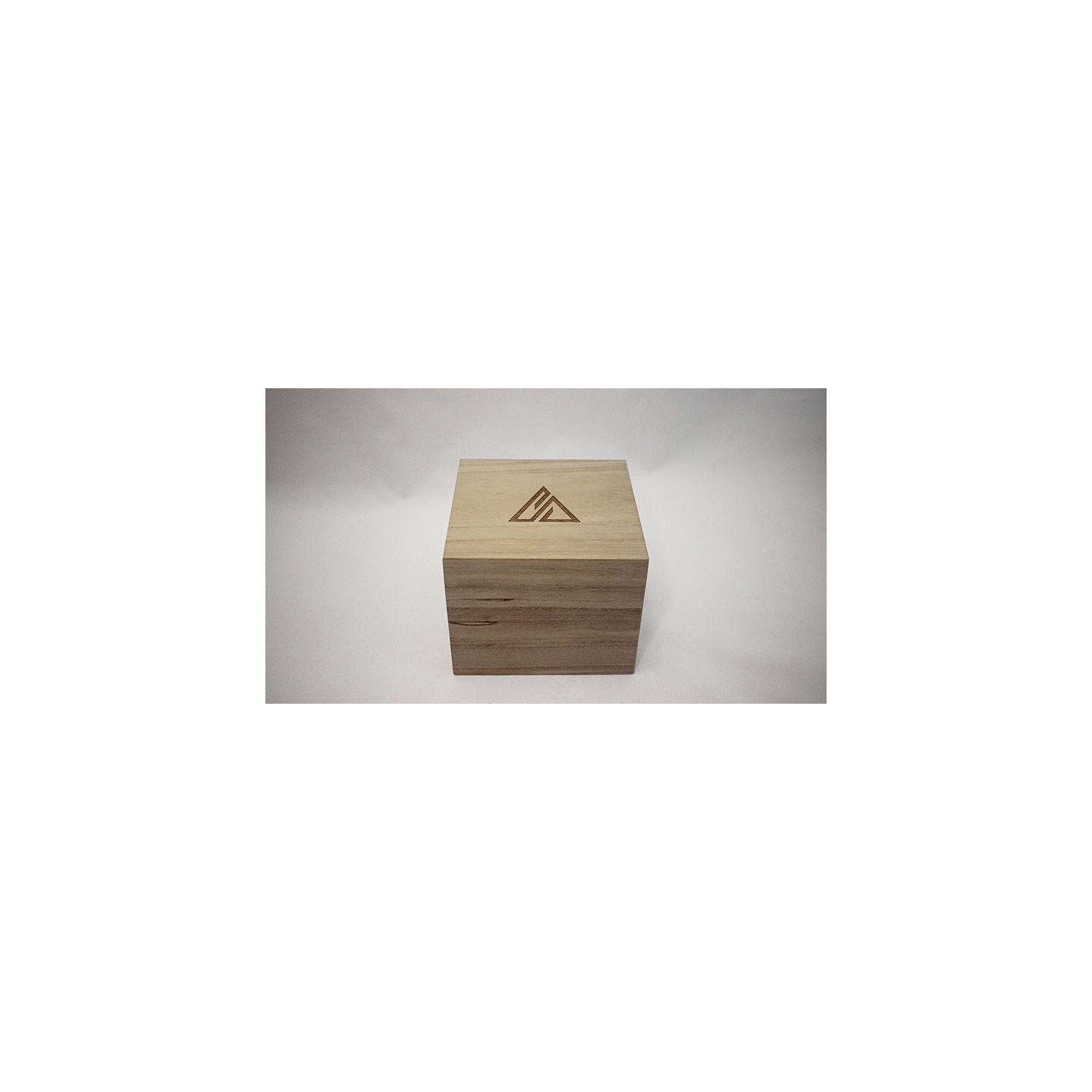 Odyssey Genesys Collector's Box by Sergio Roca