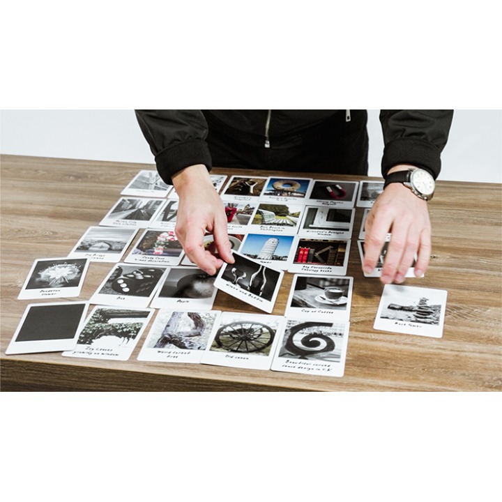 THE BIGGER PICTURE (Gimmicks and Online Instructions) by Radek Hoffman & Chris Jones