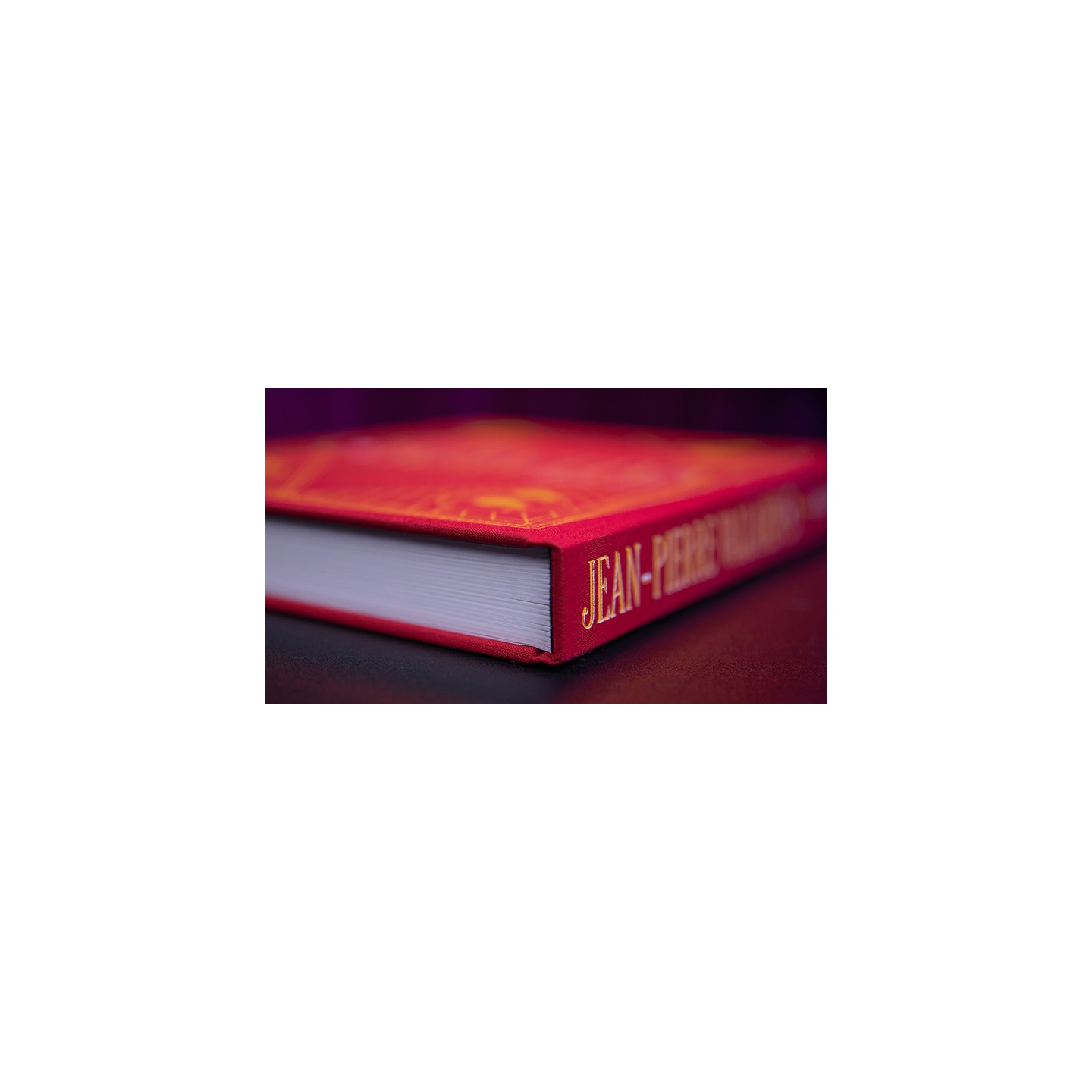 Vallarino by John Lovick and Jean-Pierre Vallarino - Book