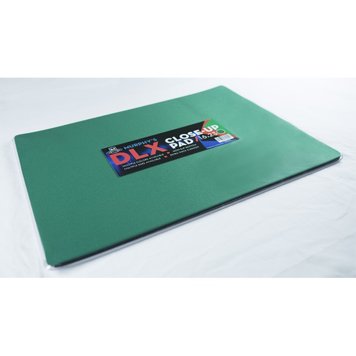 Deluxe Close-Up Pad 16X23 (Green) by Murphy's Magic Supplies