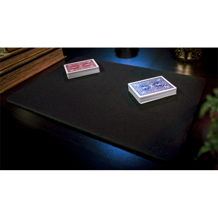 Standard Close-Up Pad 11X16 (Black) by Murphy's Magic Supplies