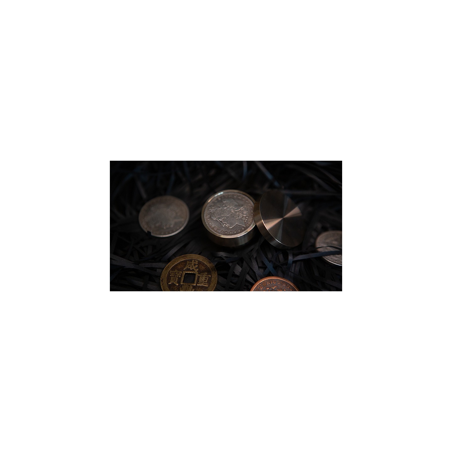 ECHO BOX (Morgan Dollar) by Menzi Magic