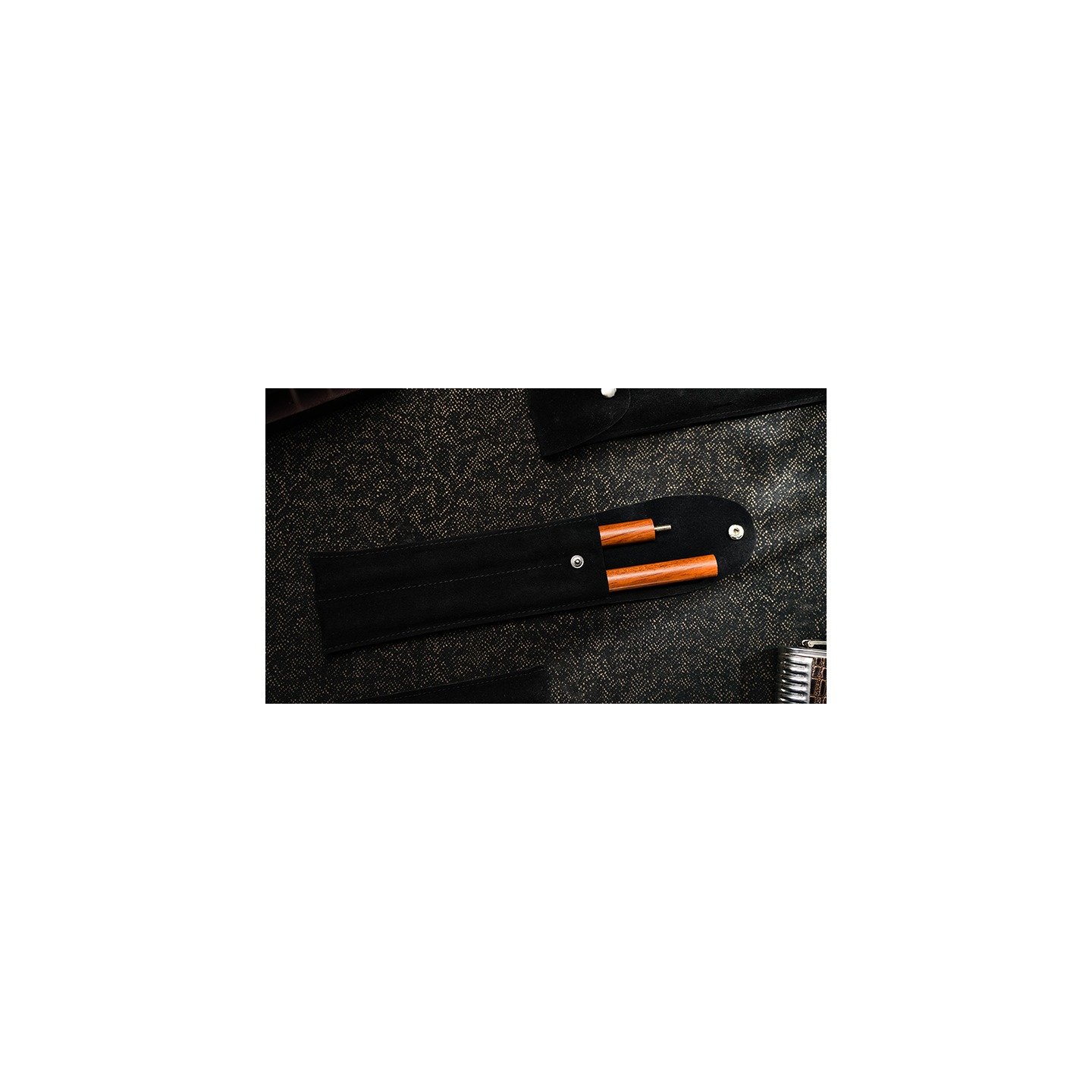 Folding Wand by TCC Presents