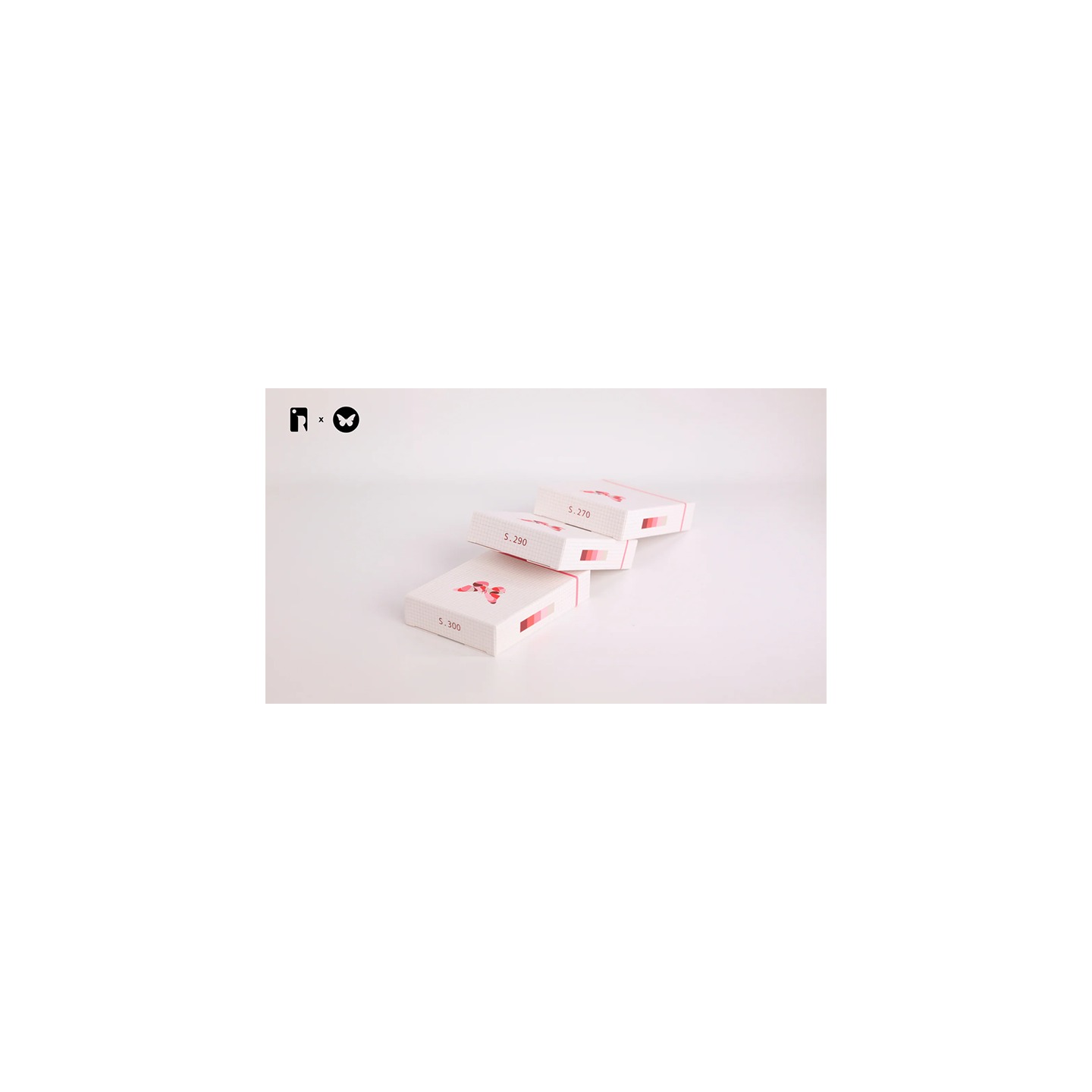 Room One X Butterfly Present Butterfly Try All Playing Cards (300G)