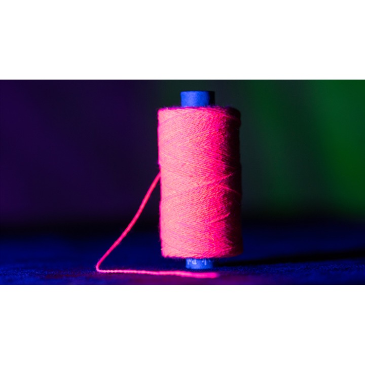 WGM UV GLOW GYPSY THREAD PINK REFILL SPOOL by Murphy's Magic