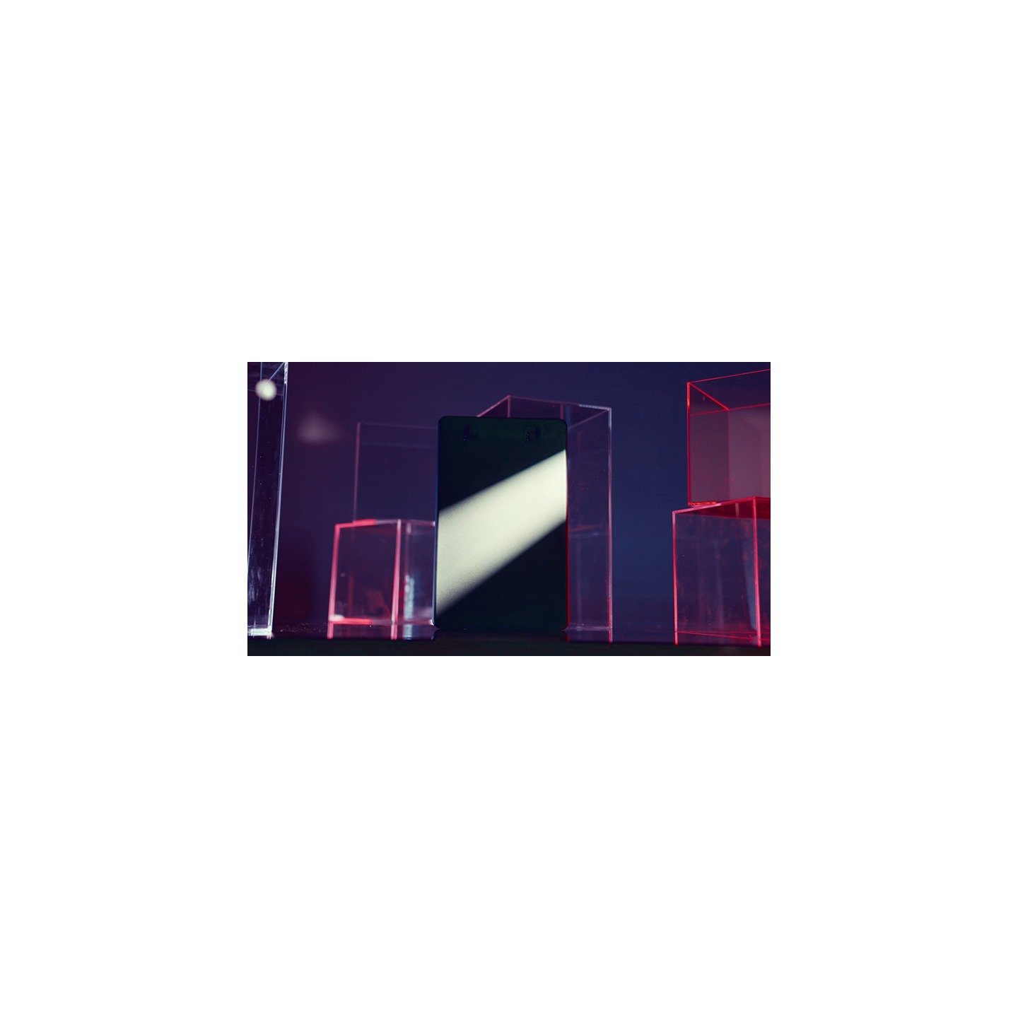 Smart Clipboard (Black) by Pitata Magic