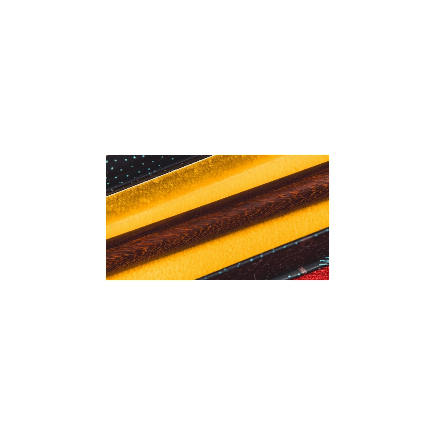 Chinese Sticks by Sui Huazhi & Bacon Magic