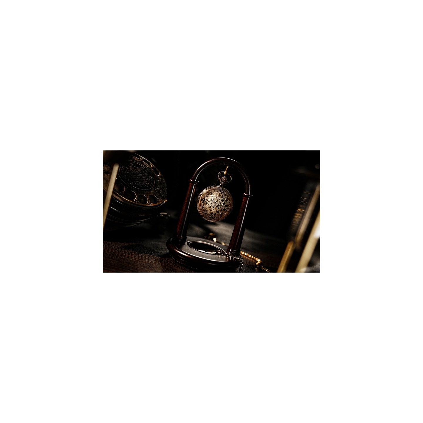 Pocket Watch by PITATA MAGIC