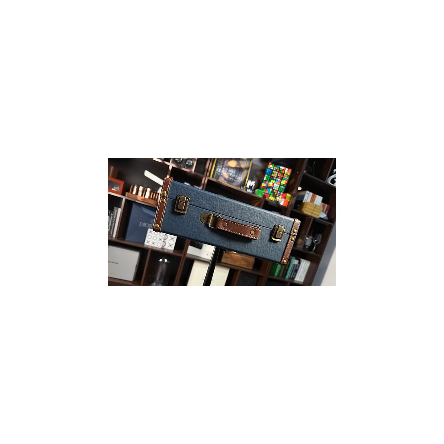 The Cane Table (Case) by Junjie Li, Bond Lee & MS Magic