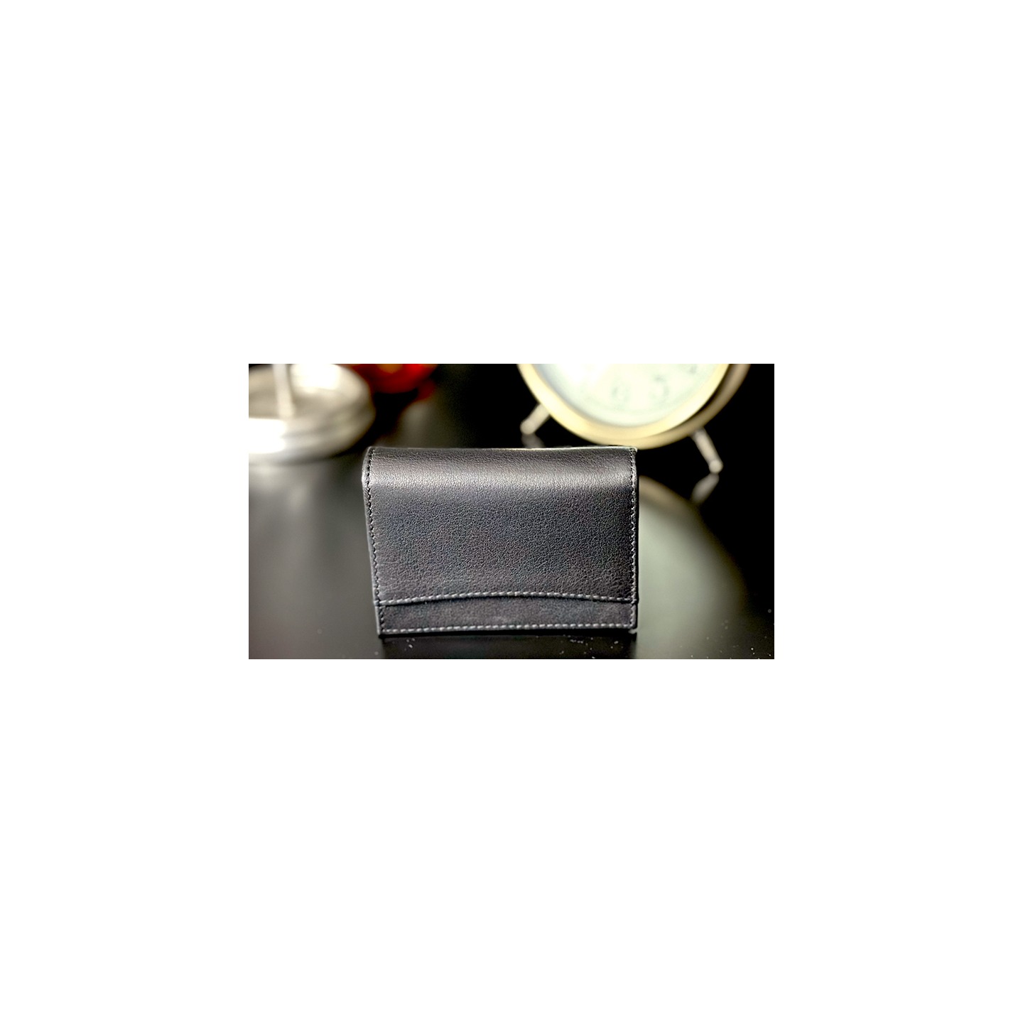 The Lookout Wallet 2.0 by Paul Carnazzo