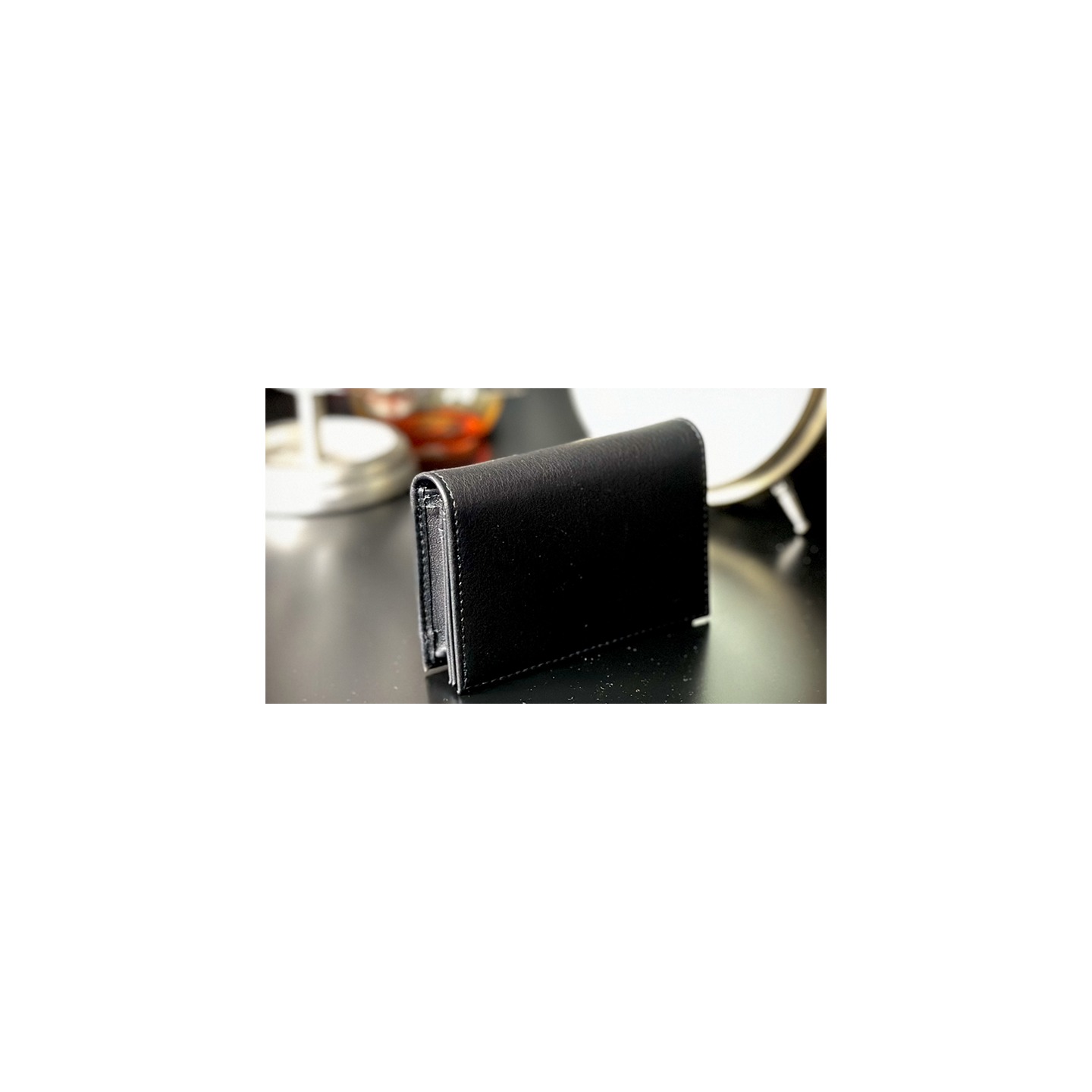 The Lookout Wallet 2.0 by Paul Carnazzo