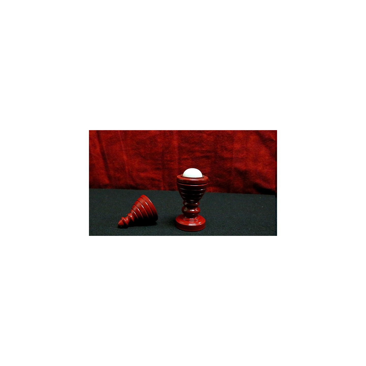 BALL VASE & SILK (RED) by Premium Magic