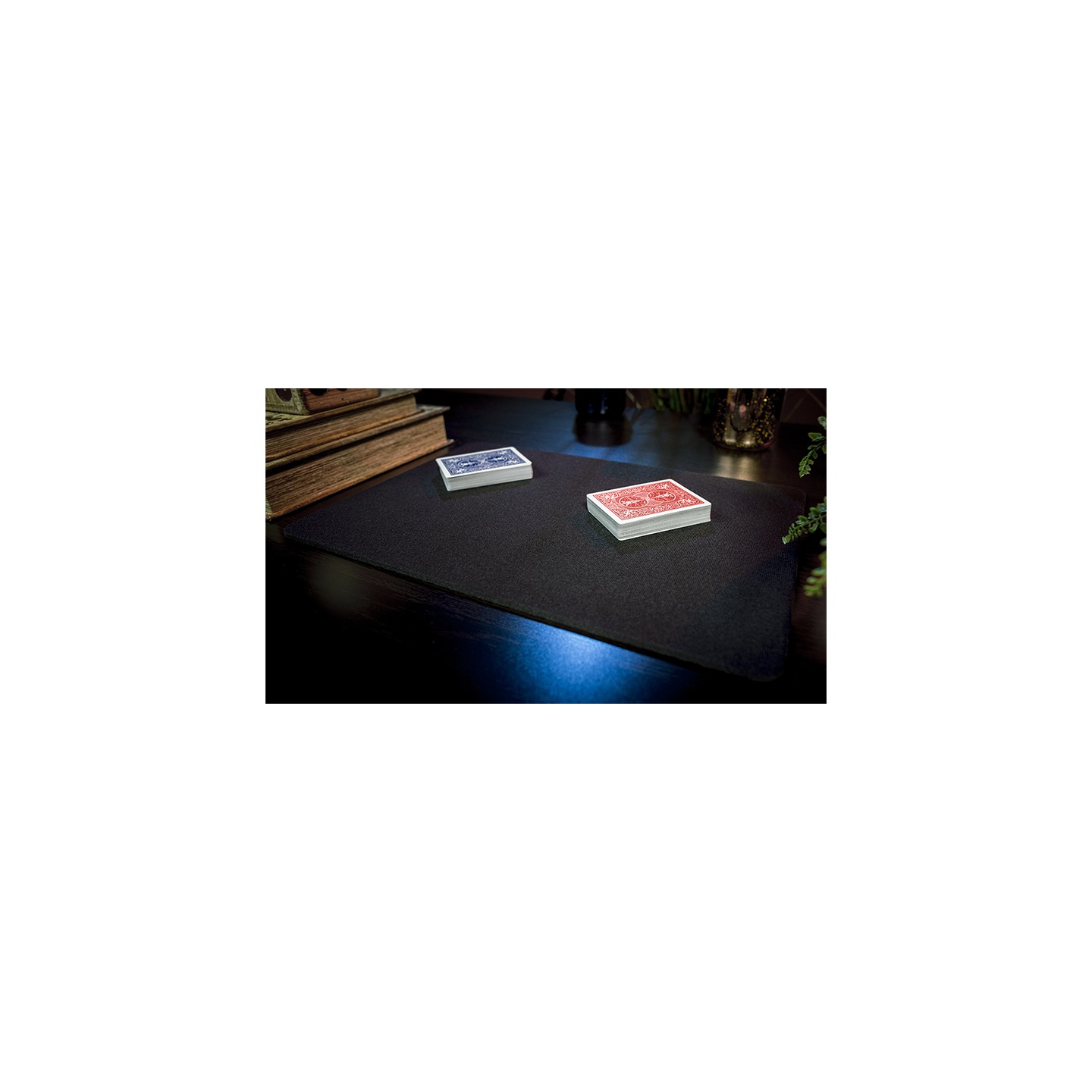 Economy Close-Up Pad 11X16 (Black) by Murphy's Magic Supplies