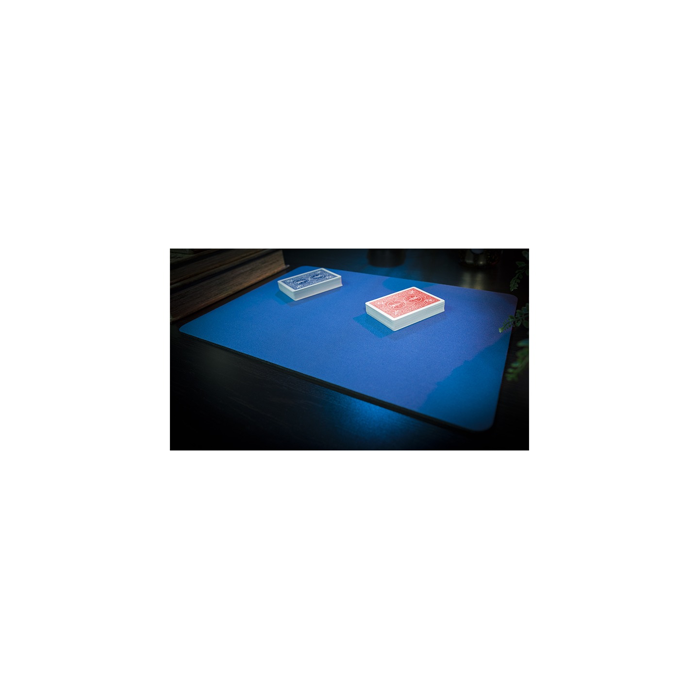Economy Close-Up Pad 11X16 (Blue) by Murphy's Magic Supplies