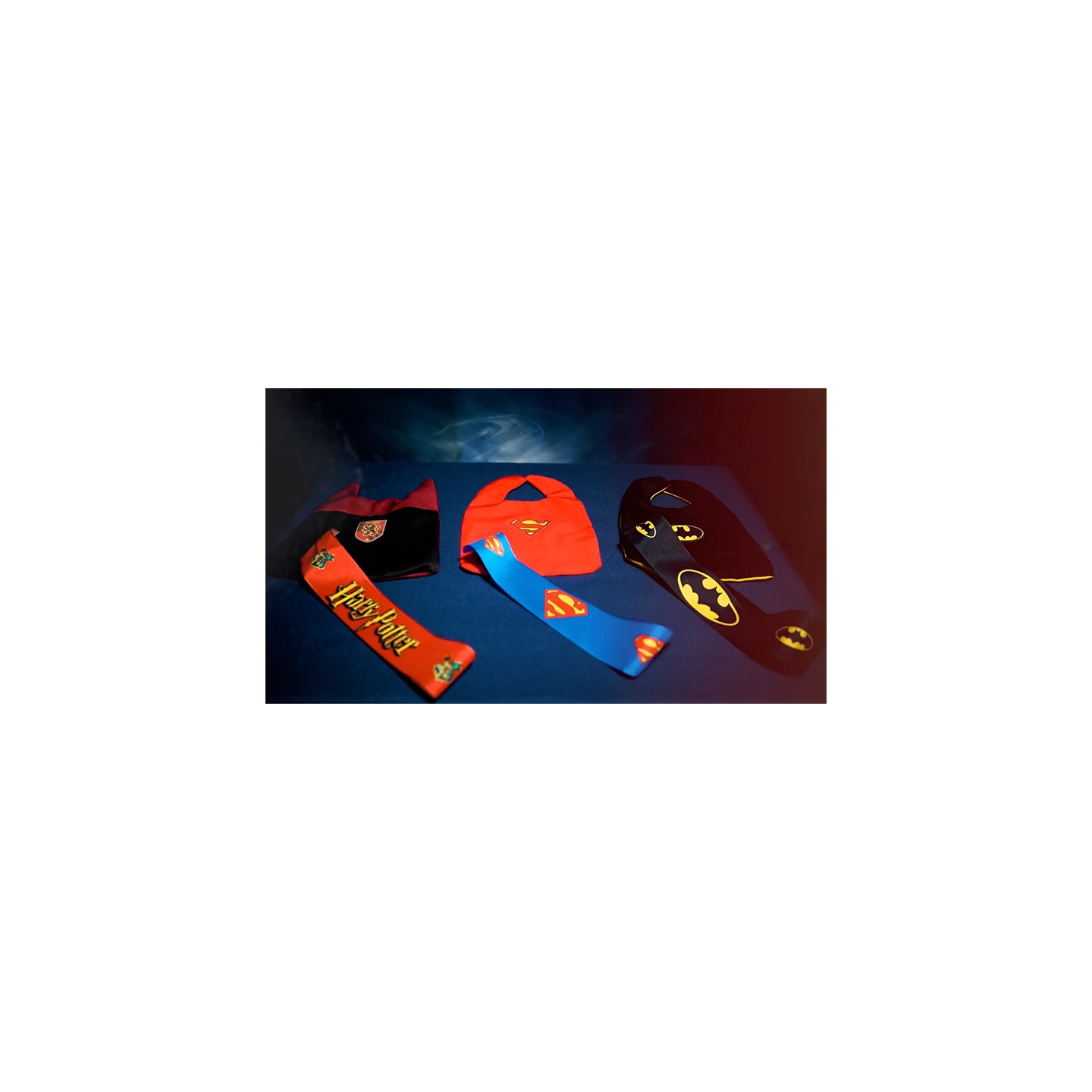 WONDERBAG SUPERMAN (Gimmicks and Online Instructions) by Gustavo Raley