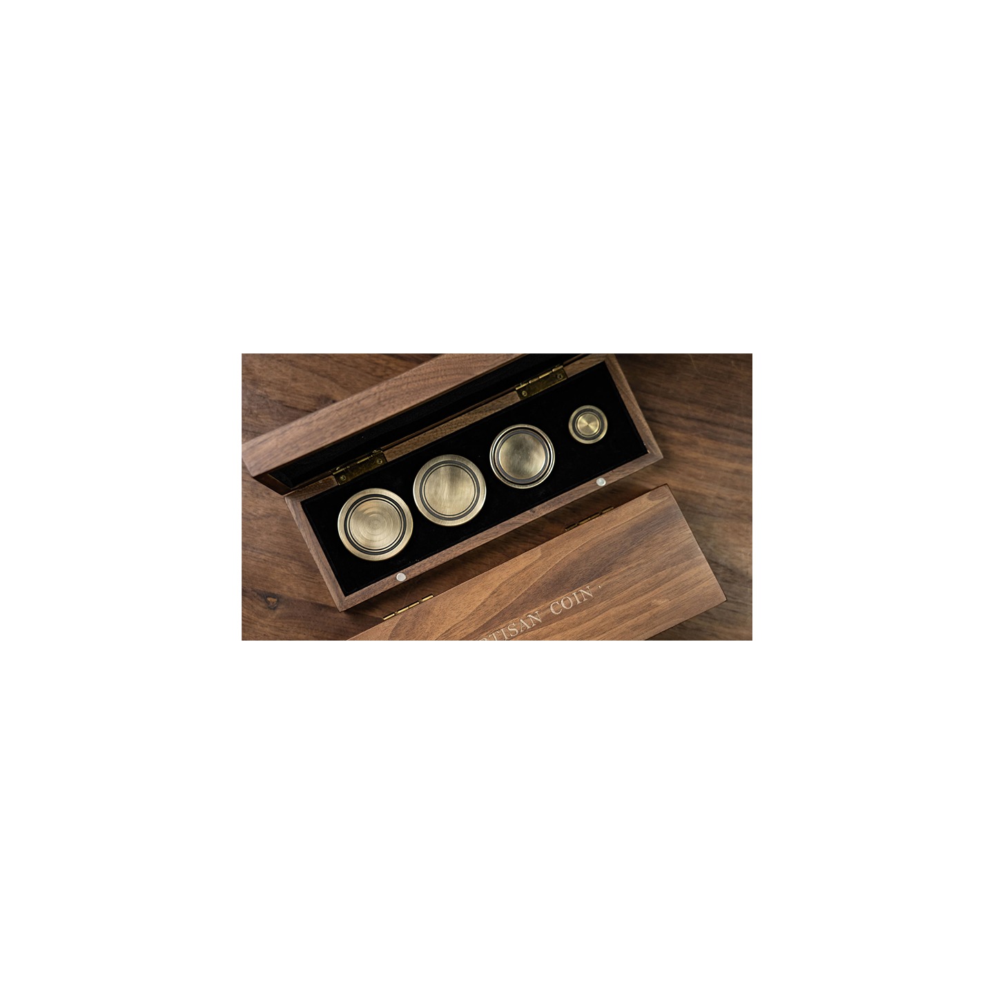 M Box Luxury Set (Dollar) by Artisan Coin & Jimmy Fan