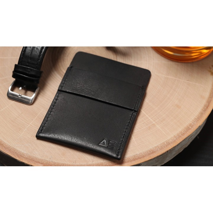 Wallet (Gimmicks and Online Instructions) by Nicholas Lawrence