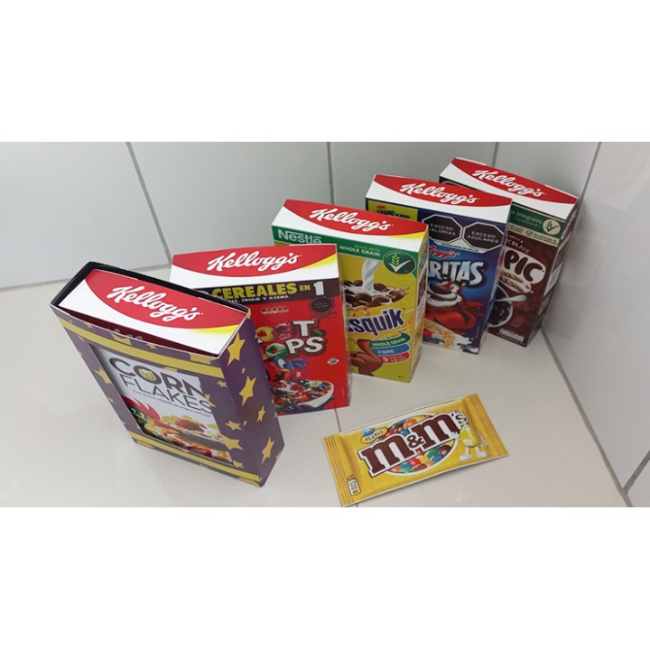 FLAKES BOX by Marcos Cruz