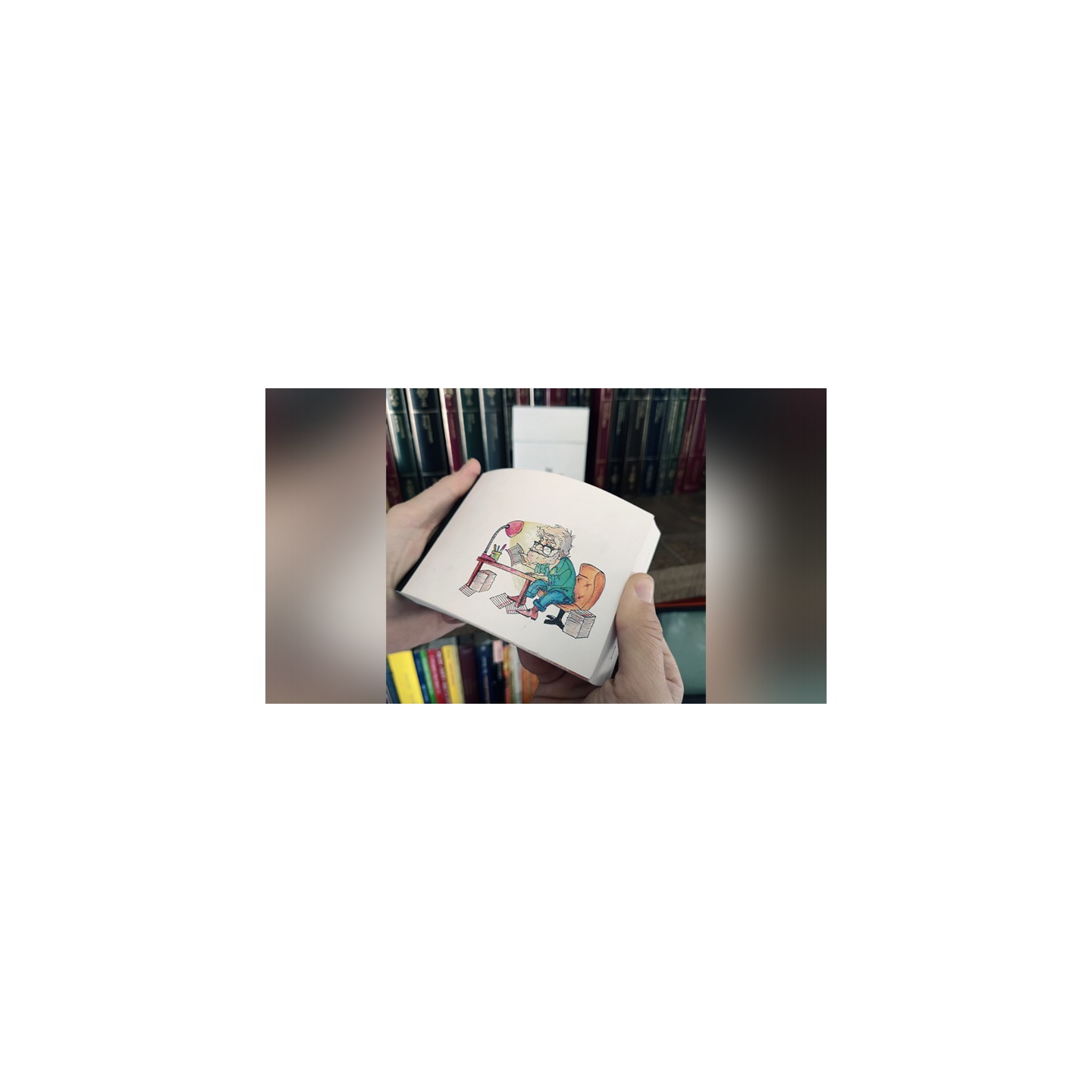 FLIP BOOK (Gimmick and Online Instructions) by JOTA