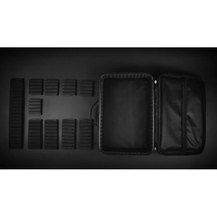 Luxury Close-Up Bag (Black) by TCC