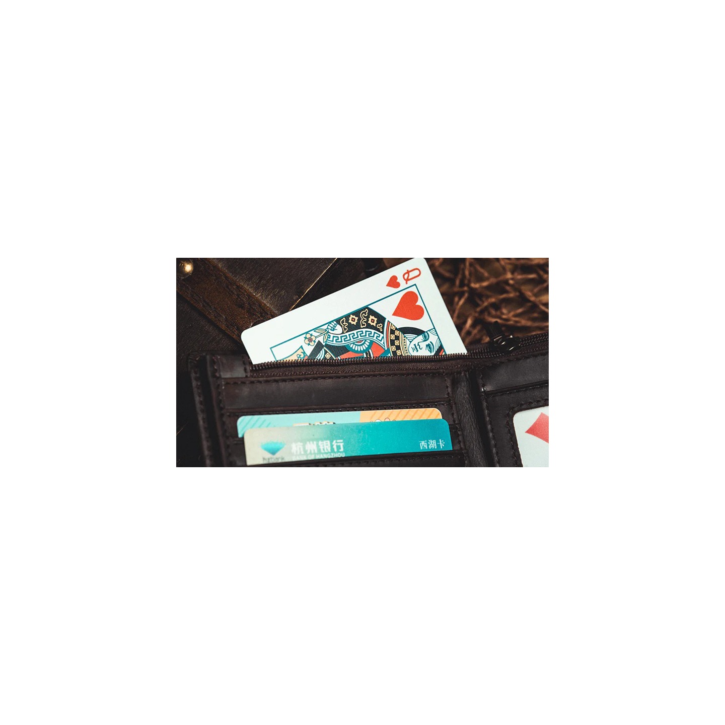 L Deck Switch Wallet by Long Long & Bacon Magic
