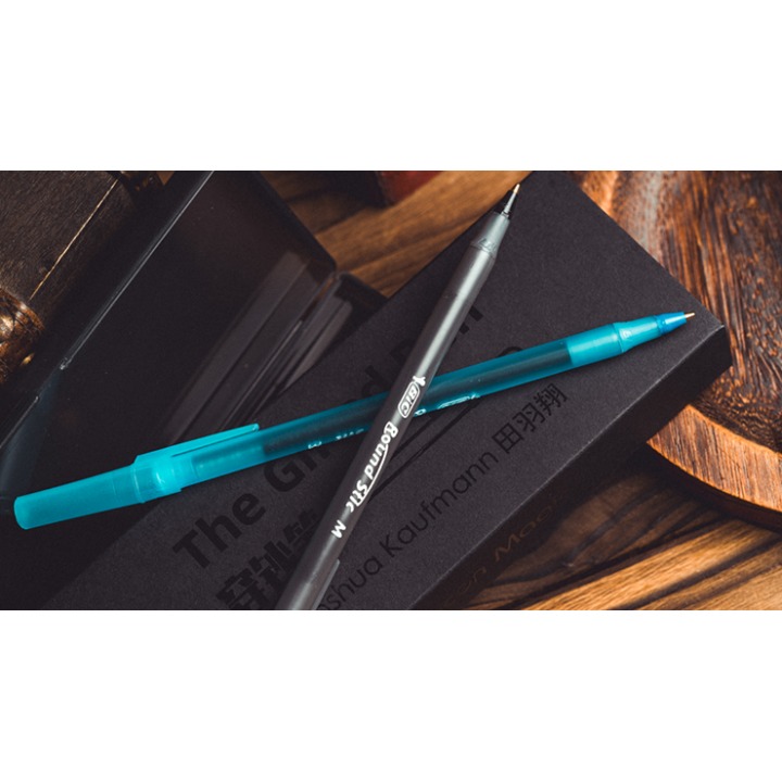 The Gifted Pen by Joshua Kaufmann & Bacon Magic