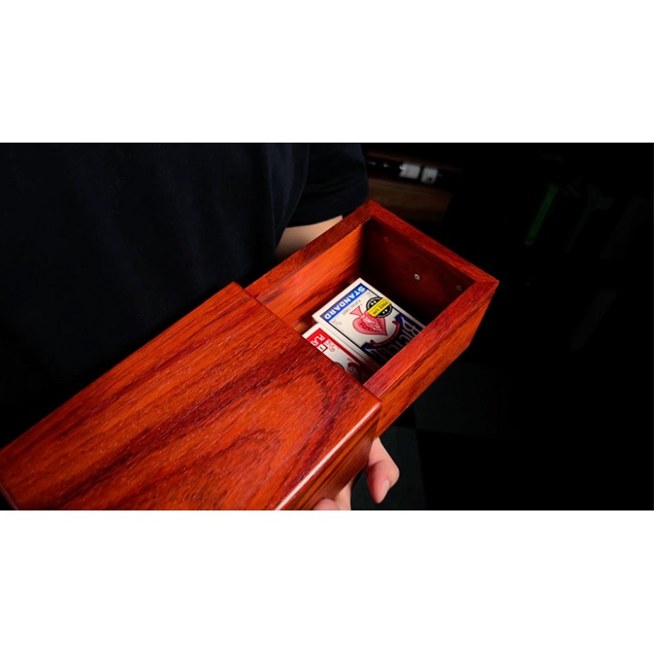 Alchemist's Chest by Bond Lee, Waylon, & MS Magic