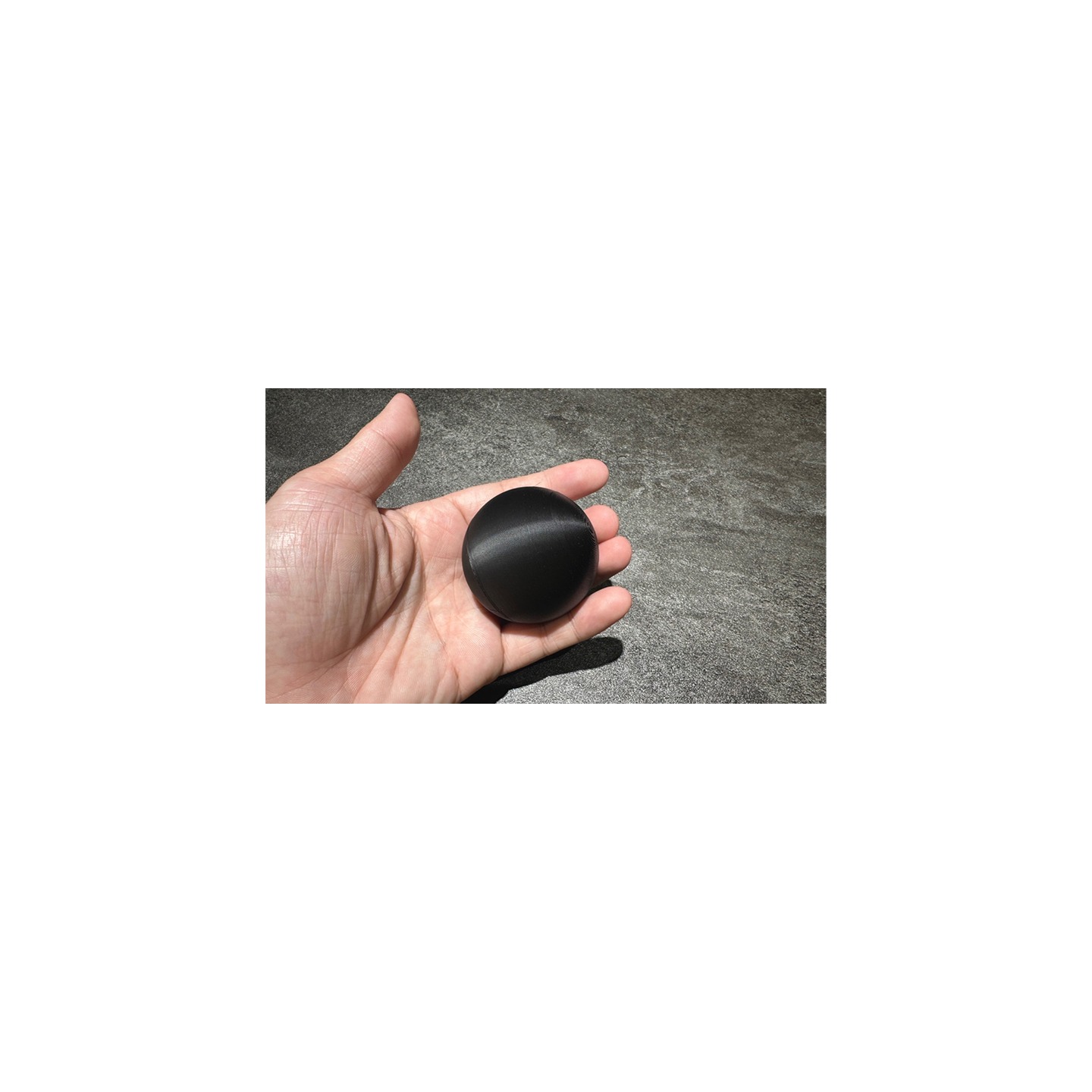 Hyper Silk Ball by Peng Min & Storm Creative (Black)
