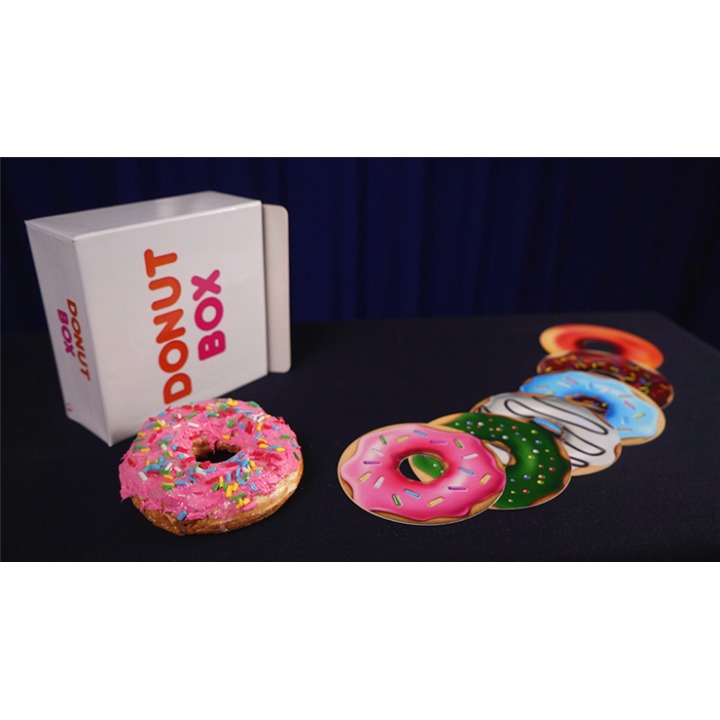 Donut Box by Gustavo Raley