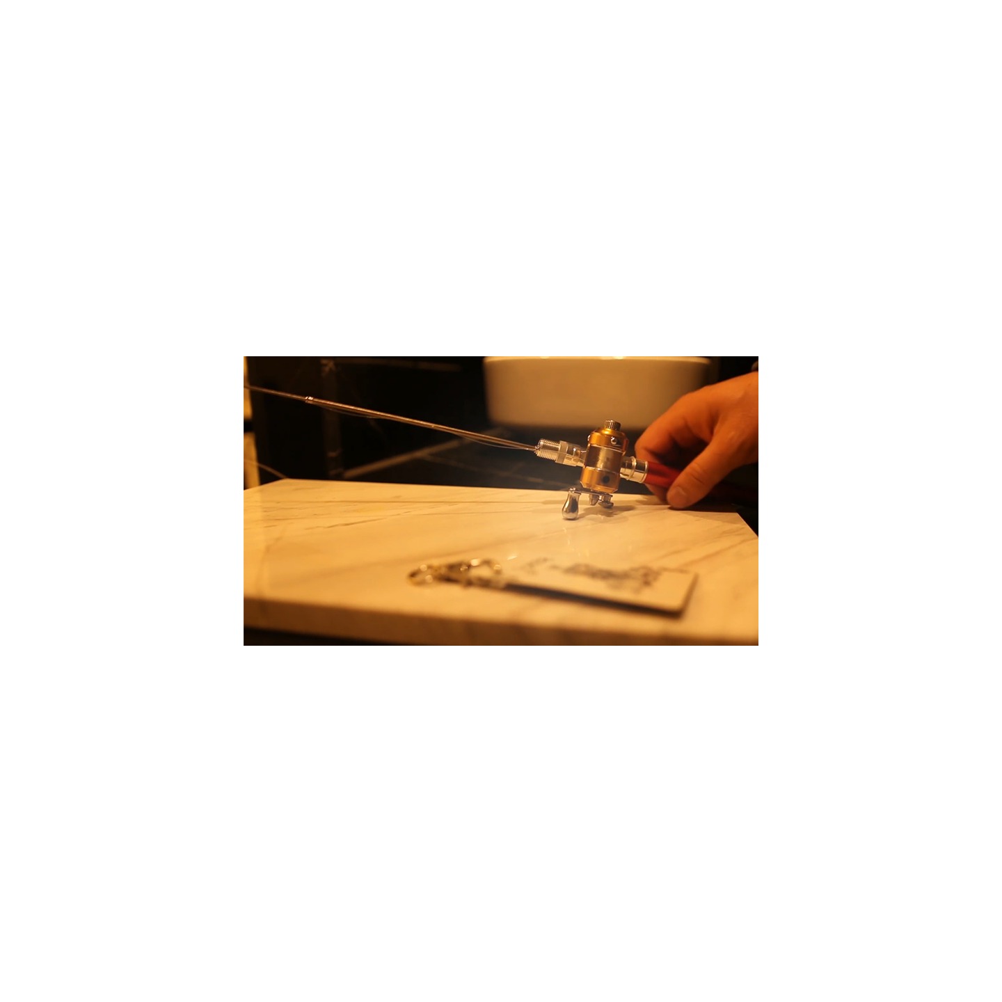 FISHING CARD (Gimmicks and Online Instructions) by Aboutmagic