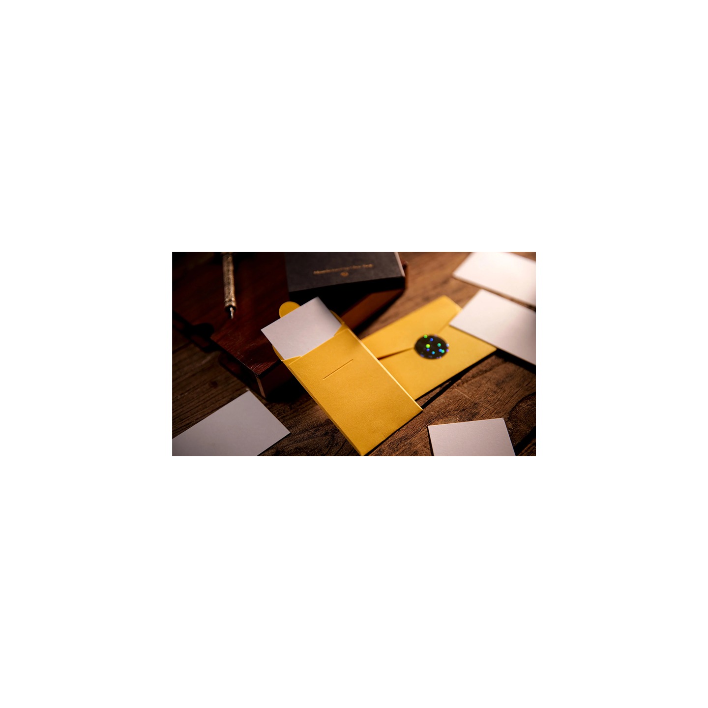 Roentgen Envelope by Chen Yang & TCC Magic