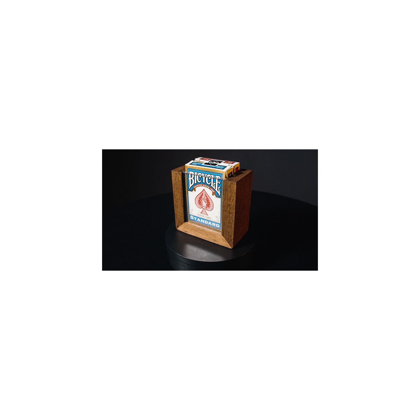 LEGACY DECK HOLDER by Joao Miranda and Miguel Pinto