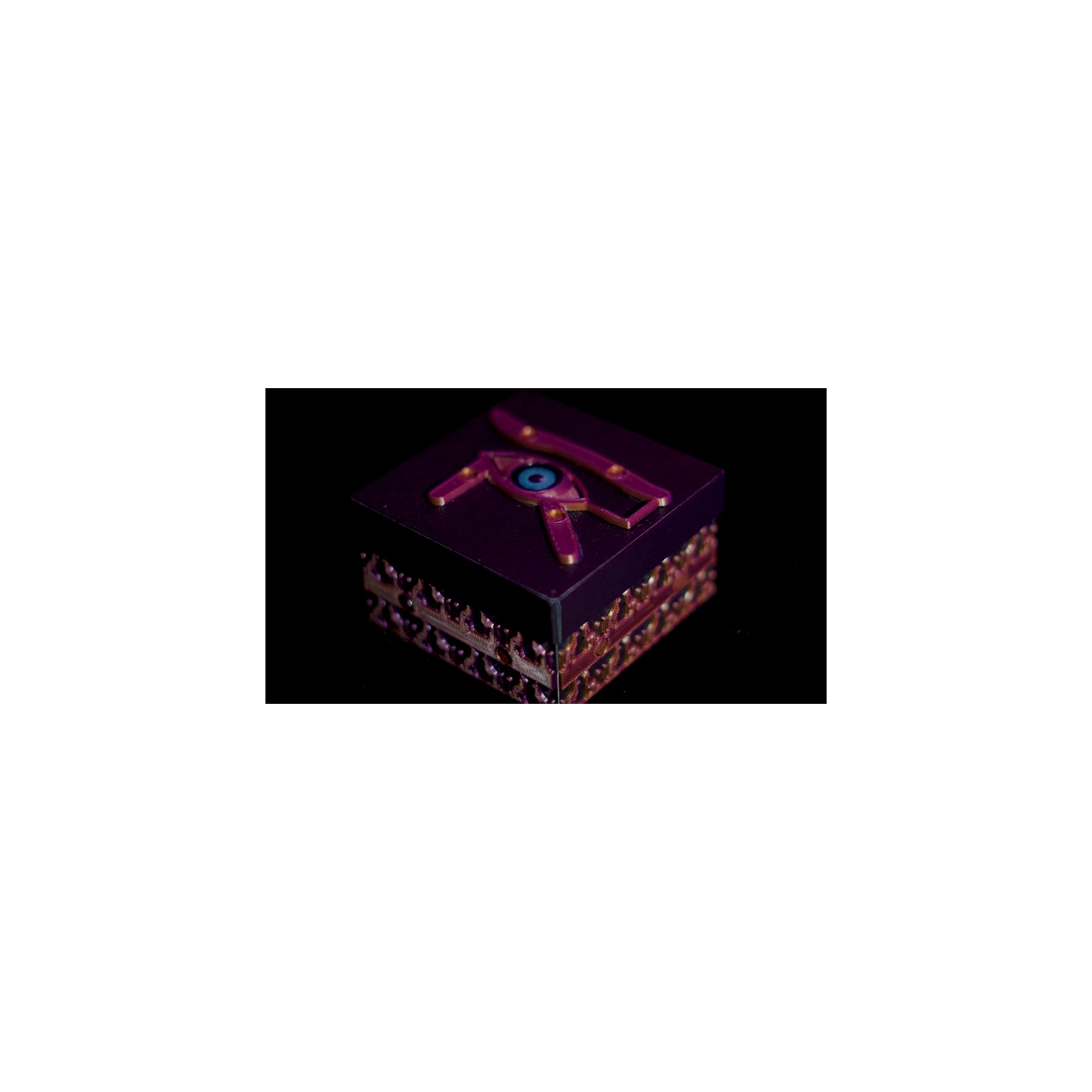 Horus Box by Pierre Velarde