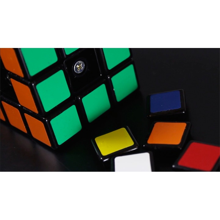 RD Regular Cube by Henry Harrius