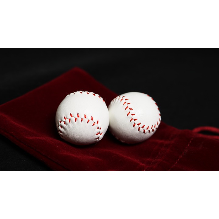Strong Chop Cup Balls White Leather (Set of 2) by Leo Smetsers