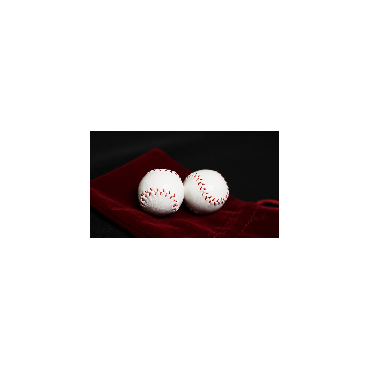 Strong Chop Cup Balls White Leather (Set of 2) by Leo Smetsers