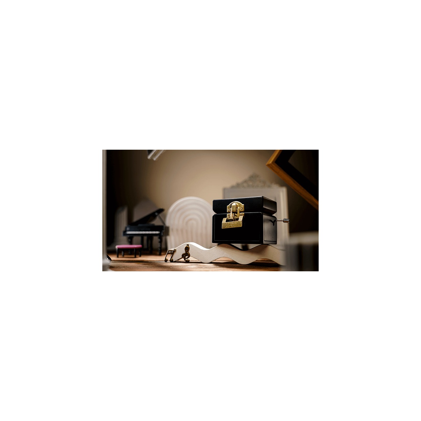 Music Box by Colin Underwood and TCC Magic